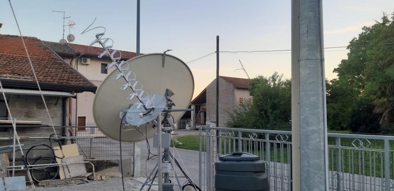 Antenna Elicoidale per Satelliti 435 – 437 MHz